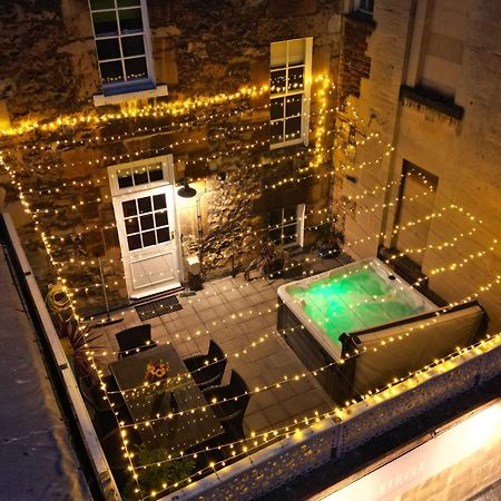 Dream Stays Bath - Trim Street Townhouse With Hot Tub 外观 照片